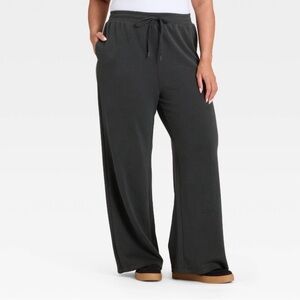 All In Airy Sleek Wide-Leg Sweatpants Sz L